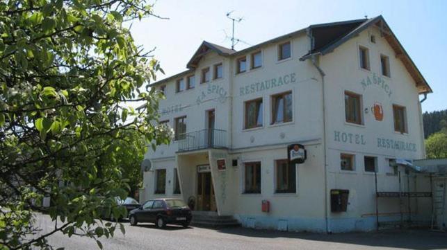 Hotel A Restaurace Na Spici Kyselka  エクステリア 写真