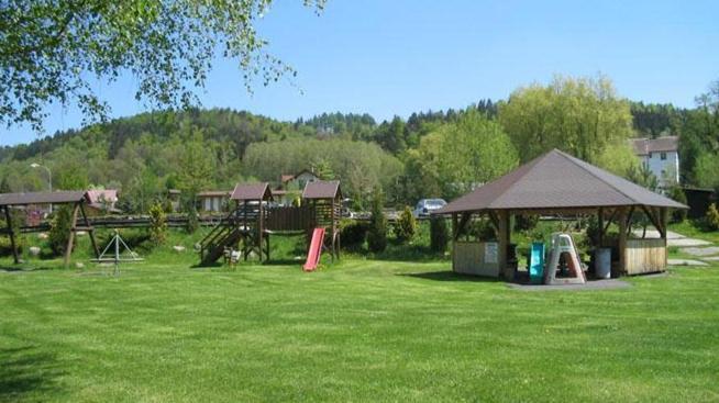 Hotel A Restaurace Na Spici Kyselka  エクステリア 写真